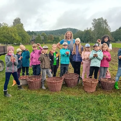 Foto des Albums: Kartoffelprojekt in Eubabrunn, Klasse 2 und 3, SJ 2026/2027