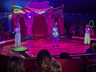 Foto des Albums: Im Zauber der Manege (die Vorstellungen)