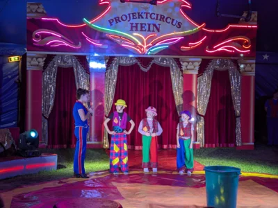 Foto des Albums: Im Zauber der Manege (die Vorstellungen)