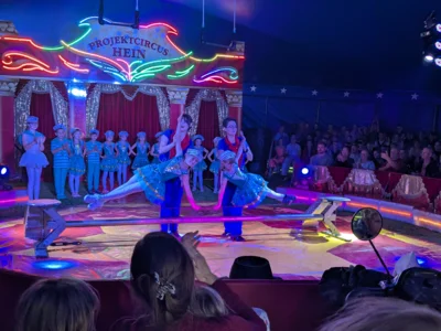 Foto des Albums: Im Zauber der Manege (die Vorstellungen)