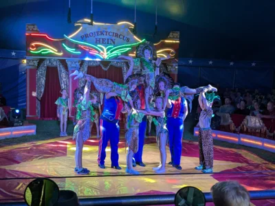 Foto des Albums: Im Zauber der Manege (die Vorstellungen)