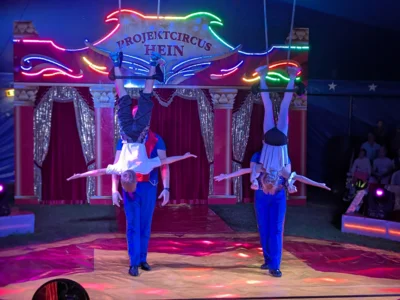 Foto des Albums: Im Zauber der Manege (die Vorstellungen)