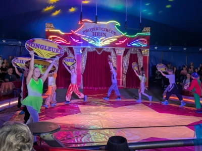 Foto des Albums: Im Zauber der Manege (die Vorstellungen)