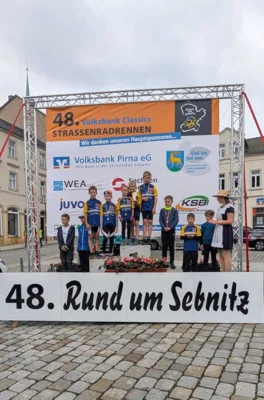 Foto des Albums: Schulpokal für unsere Radprofis
