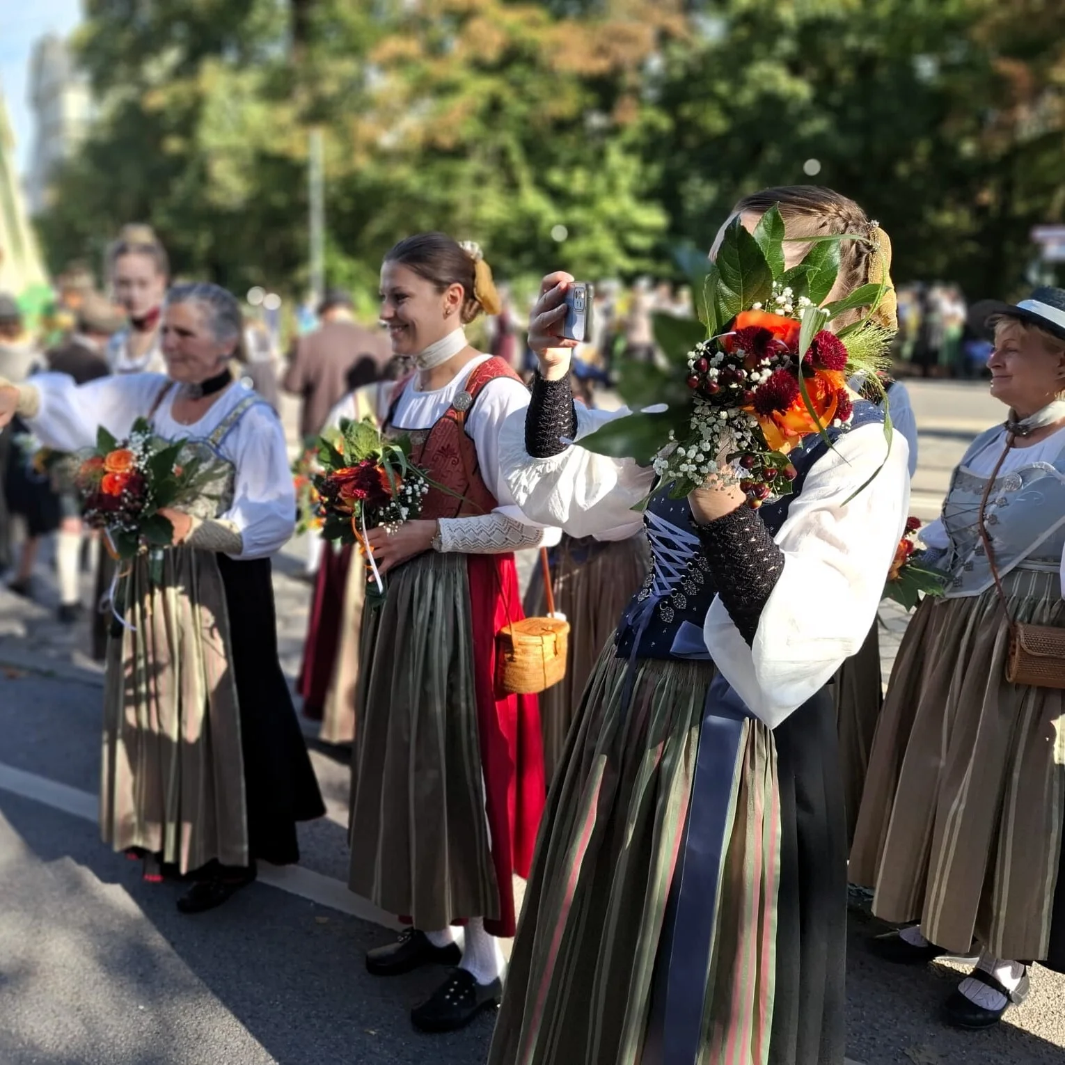 Bild: Oktoberfest 2026_Damen3