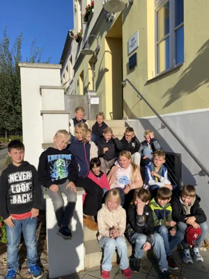 Foto des Albums: Am runden Tisch beim Amtsdirektor