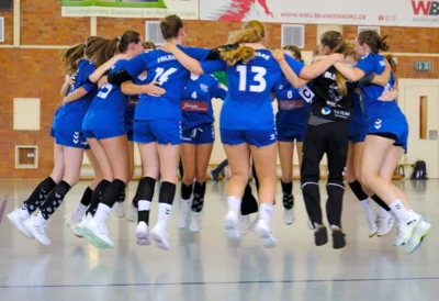 SV 63 Brandenburg-West-HSV04 04  (Bild vergr&ouml;&szlig;ern)