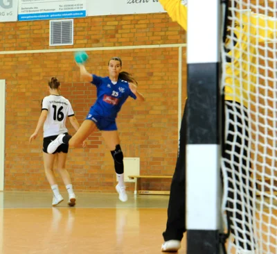SV 63 Brandenburg-West-HSV04 08  (Bild vergr&ouml;&szlig;ern)