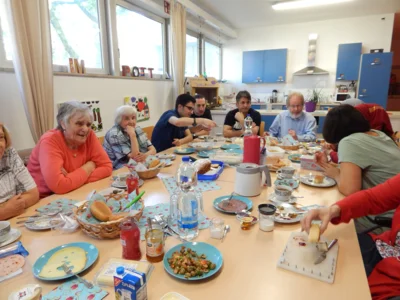 Foto des Albums: Mitbring-Frühstück bei Leben-im-Pott am 05.05.2018