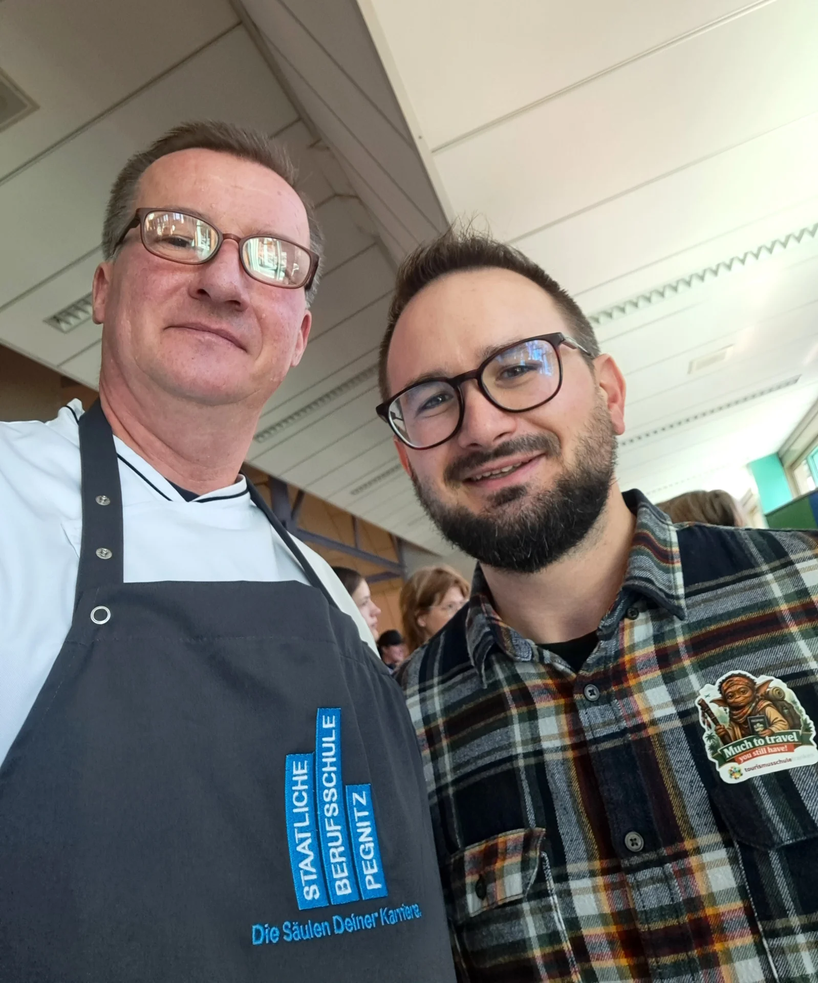 Bild: Sebastion Knopf, ein ehemaliger Kochschüler, ist jetzt ebenfalls Fachlehrer
