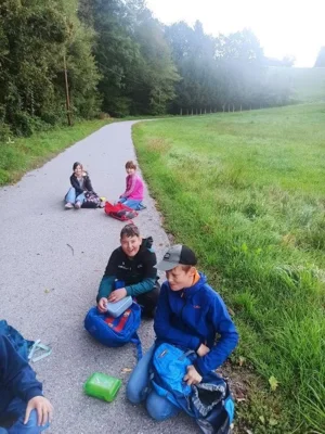 Foto des Albums: Wandertag der 3. und 4. Klasse