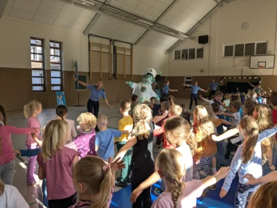 Foto des Albums: Sicherer Schulweg – POLDI zu Besuch!