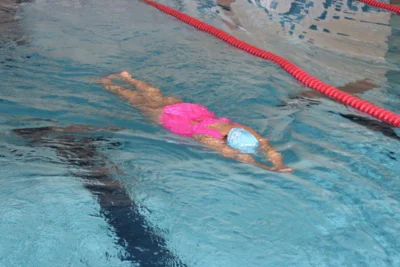 Foto des Albums: Badekappen für das Schulschwimmen