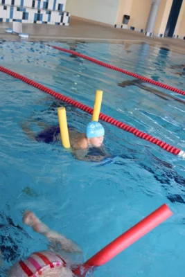 Foto des Albums: Badekappen für das Schulschwimmen