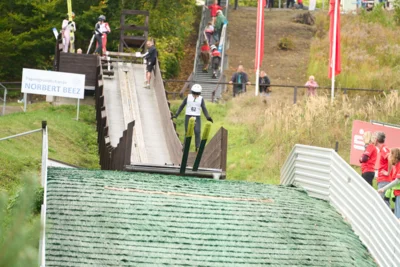 Foto des Albums: 2026-10-03 Internationales Skispringen