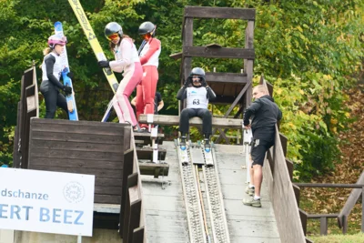 Foto des Albums: 2026-10-03 Internationales Skispringen