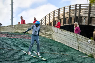 Foto des Albums: 2026-10-03 Internationales Skispringen