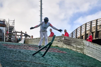 Foto des Albums: 2026-10-03 Internationales Skispringen