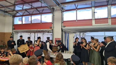 Foto des Albums: Patenbitten Falkenfels