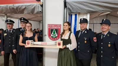 Foto des Albums: Patenbitten Falkenfels