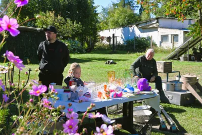 Foto des Albums: Trödelmarkt auf den Höfen im Eichenweg 2026