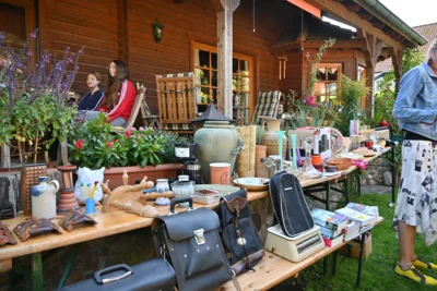 Foto des Albums: Trödelmarkt auf den Höfen im Eichenweg 2026