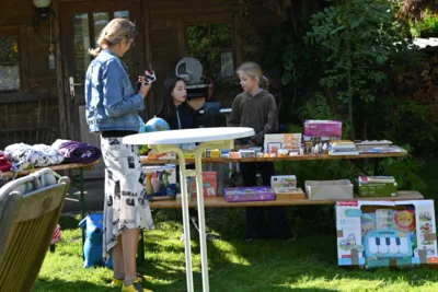 Foto des Albums: Trödelmarkt auf den Höfen im Eichenweg 2026