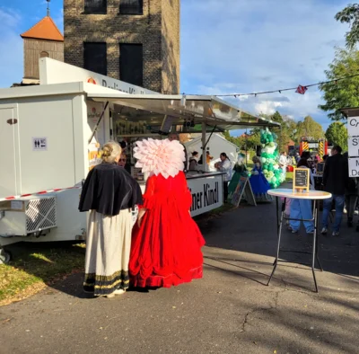 Foto des Albums: Nachbarn feiern