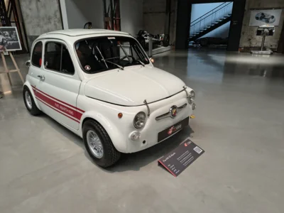 Foto des Albums: Ausflug: Herborn, Dillenburg, Nationales Automuseum