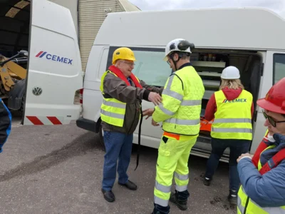 Foto des Albums: CEMEX-Besuch