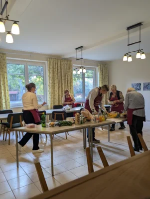 Foto des Albums: Altersgerechtes, gemeinschaftliches Kochen - Herbstküche
