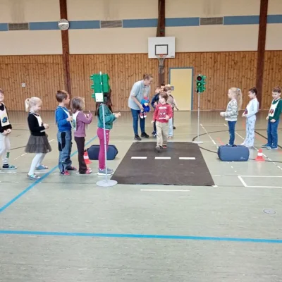 Foto des Albums: Aufgepasst mit ADACUS!