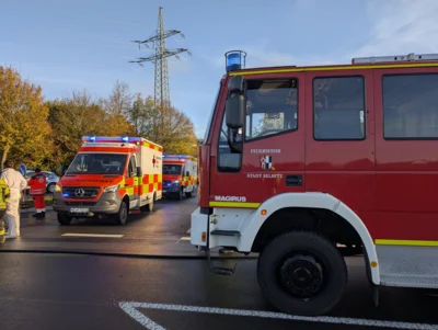Foto des Albums: VU 1 oder 2 PKW, Person eingeklemmt St2195 Richtung Naila