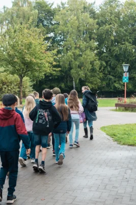 Vorschaubild: 20261002 Projekttag Moorflagen Giese Bruder im Fokus (8)