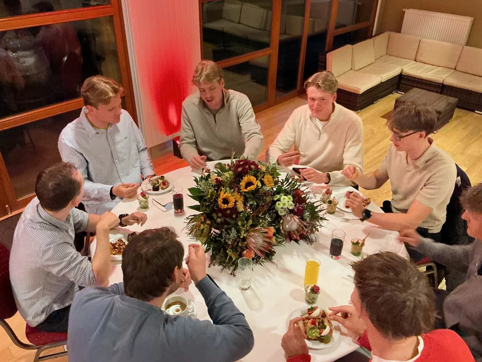 Bild: U23 Sportler nach der Ehrung