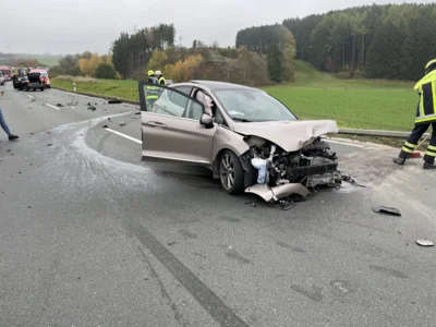 Foto des Albums: VU mit PKW auf der B173 am 19.10.2026
