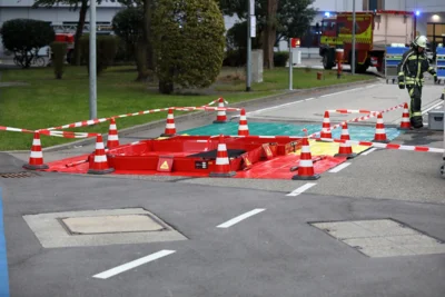 Dekon-Platz / Not-Dekon  (Bild vergr&ouml;&szlig;ern)