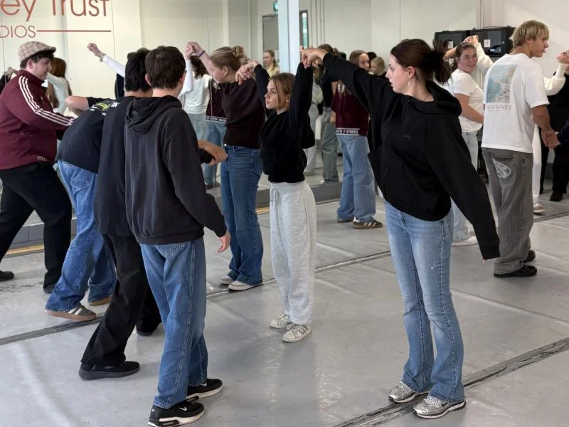 Bild: Kinder beim irischen Tanzkurs
