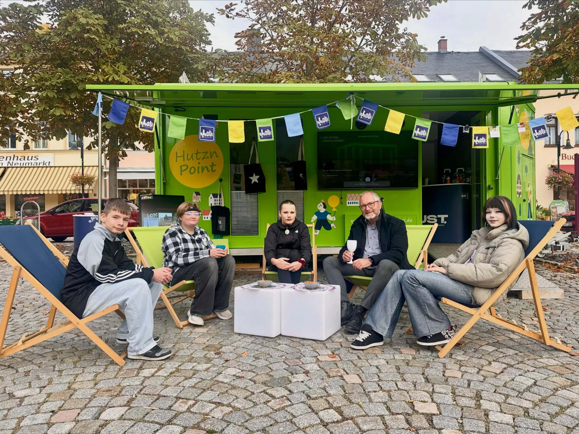 Bild: Eröffnung Pop-Up-Store mit dem Oberbürgermeister