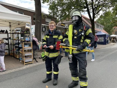 Feuerwehr (1)  (Bild vergr&ouml;&szlig;ern)