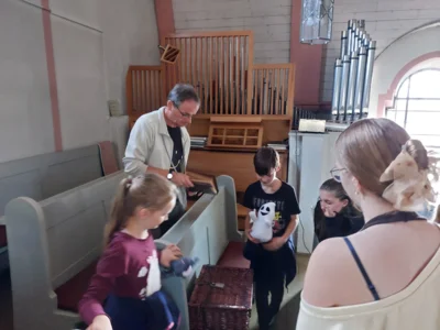 Schnitzeljagd in der Kirche 