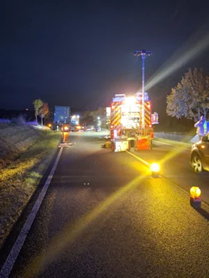 Foto des Albums: Einsatz H E-CALL Y - VU Meldung aufgrund eCall-Notruf-Eingang in PKW/LKW vom 27.10.