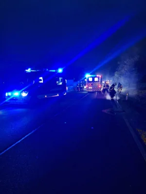 Foto des Albums: Einsatz H E-CALL Y - VU Meldung aufgrund eCall-Notruf-Eingang in PKW/LKW vom 27.10.