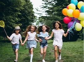 Kinder u. ballons