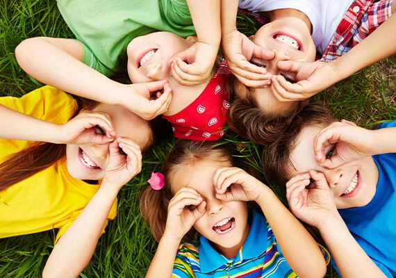Gruppe kinder