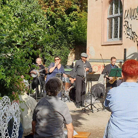 Auftritt-der-band