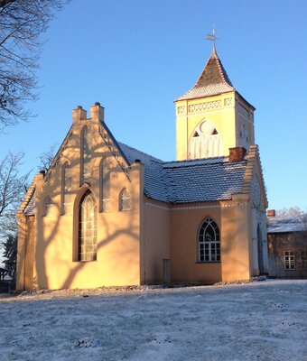 Dorfkirche Paretz im Schnee