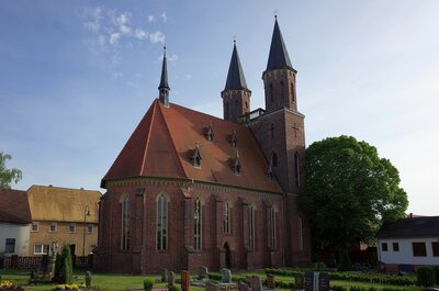 Kirche in Vockerode, Quelle: Wikimedia
