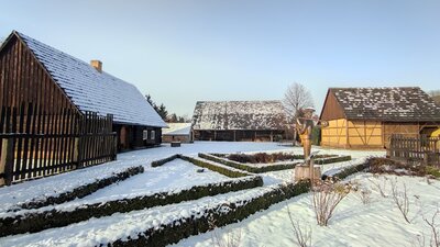 winterlicher Schusterhof (Foto: E. Kliemann)
