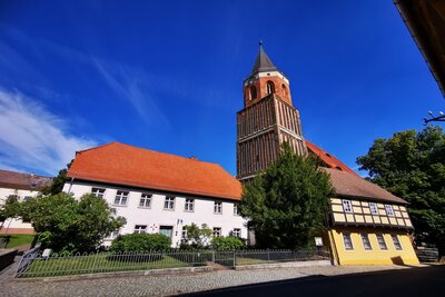 Die Aussichtsplattform der Calauer Stadtkirche befindet sich in rund 37 Metern Höhe. Foto: Stadt Calau / Jan Hornhauer